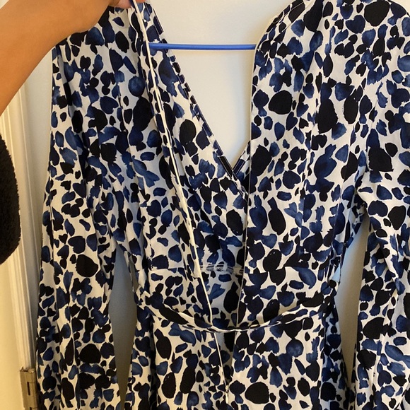 🌻5/$15 Blue Leapord Print Faux Wrap Dress - Picture 6 of 6
